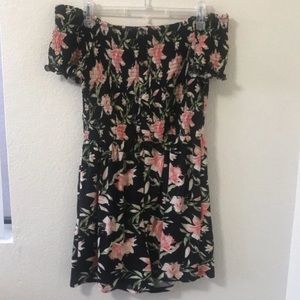 (5 for $25) Ribbed Floral Romper